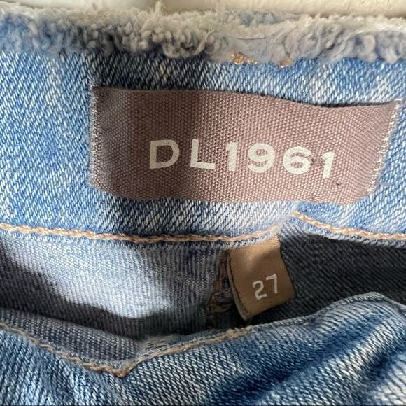 DL1961 light wash high rise waist distressed skinny jeans size 27 B165 - Picture 4 of 6